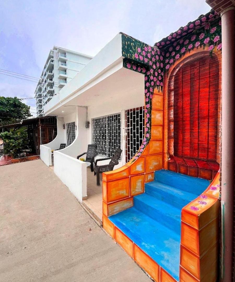 Shekinah House 3*