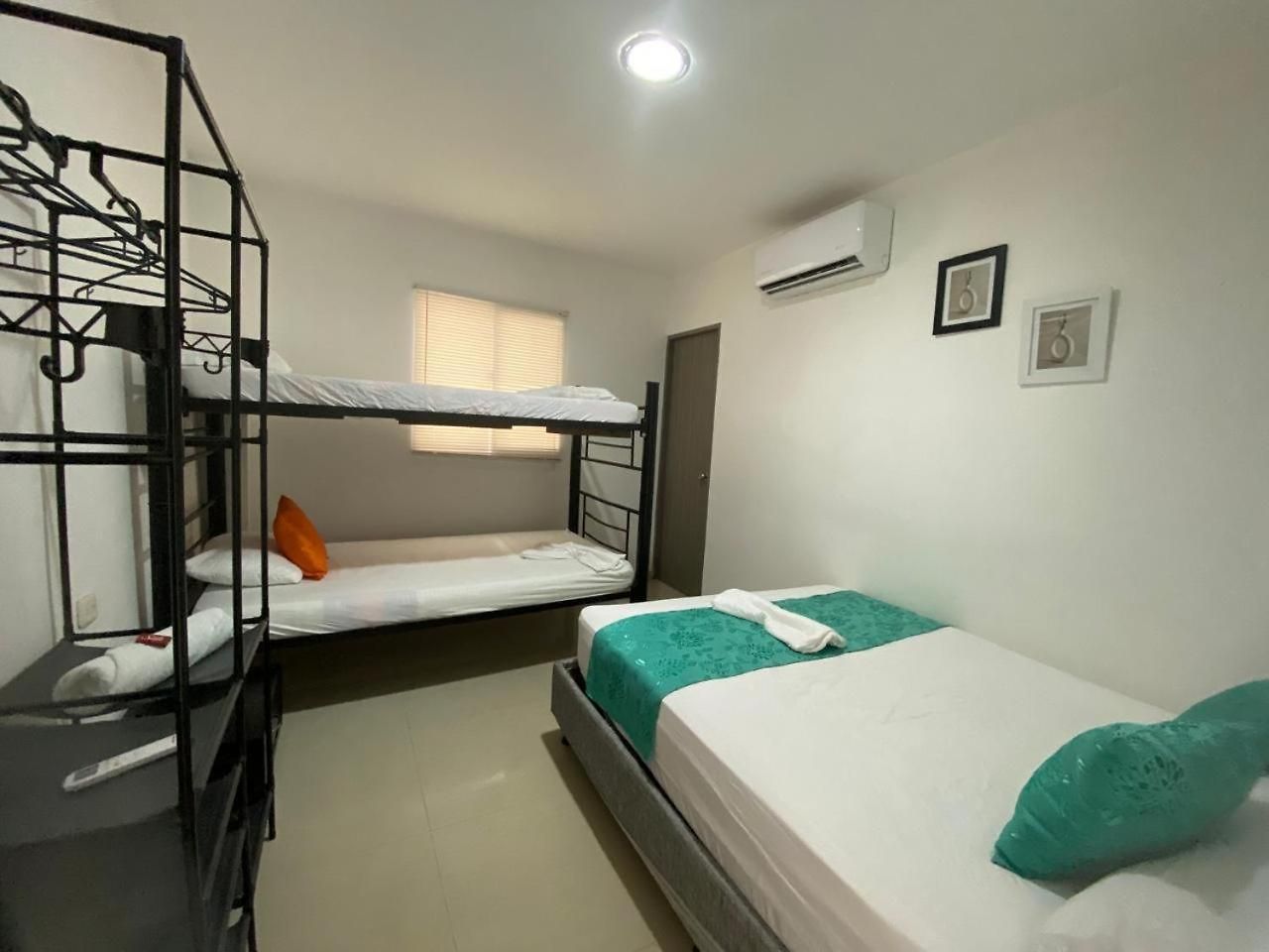 Shekinah House 3*