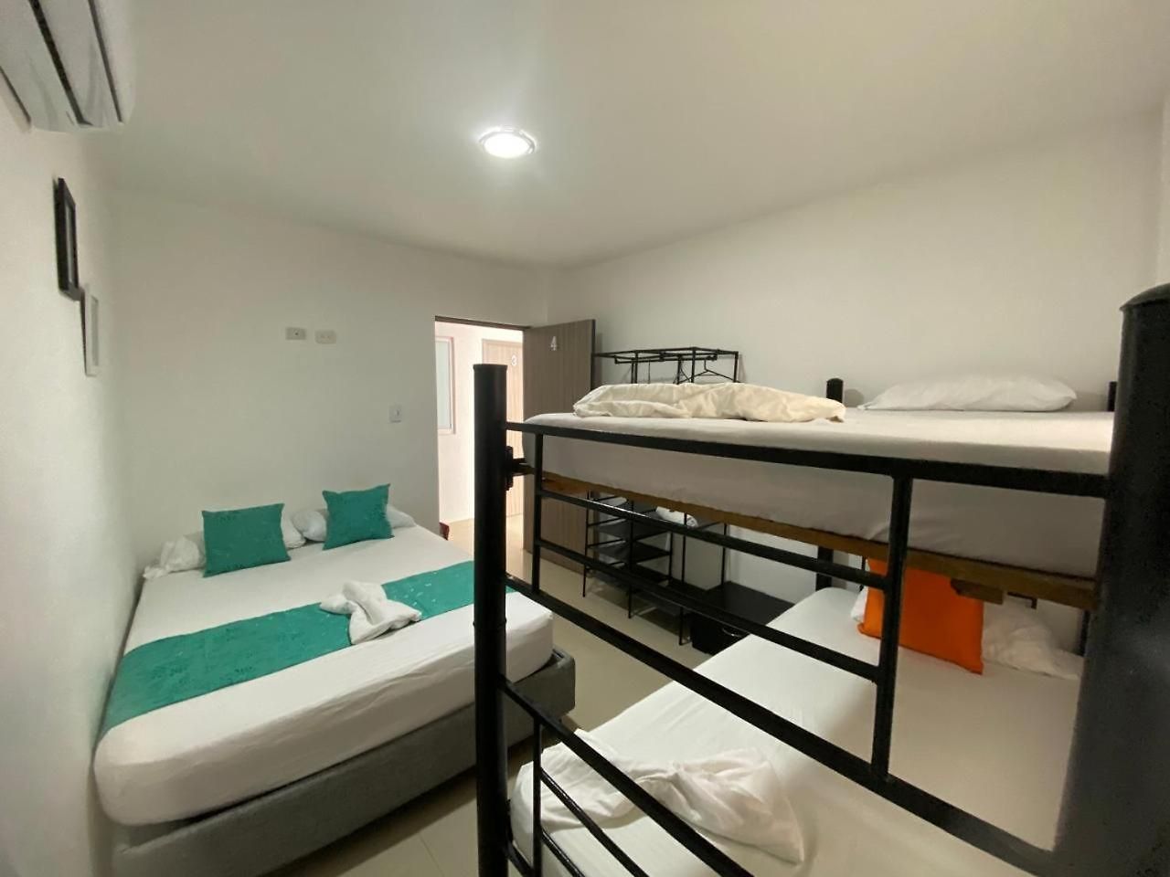 Pensión Shekinah House Cartagena