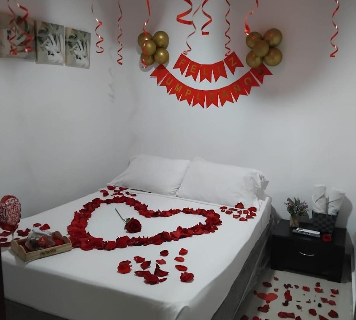 Shekinah House 3*